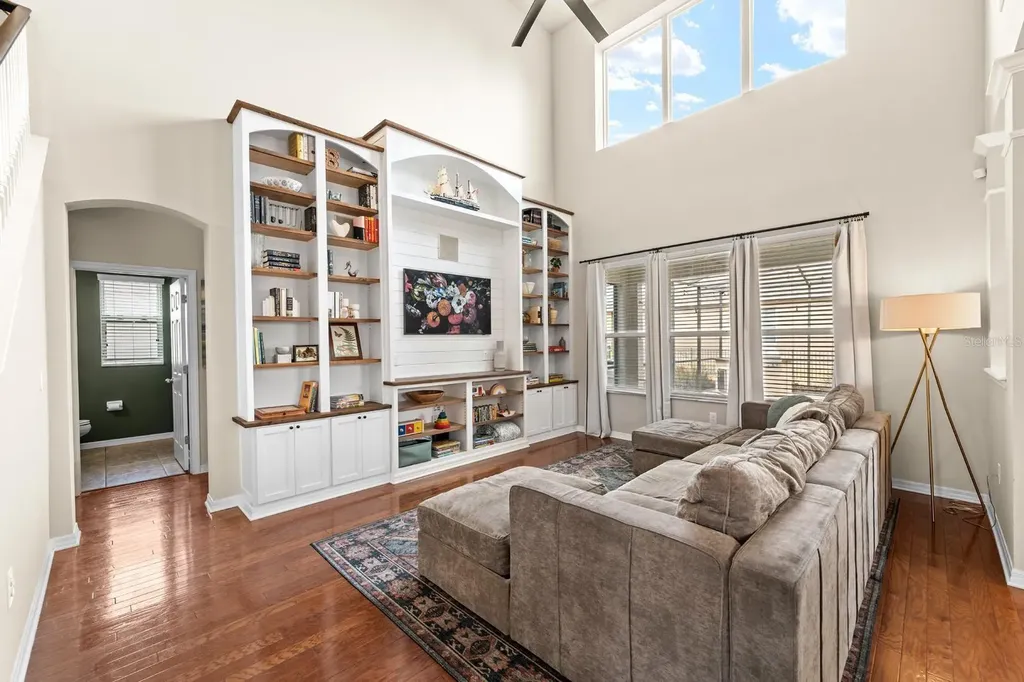15906 Starling Crossing Drive Lithia FL 33547