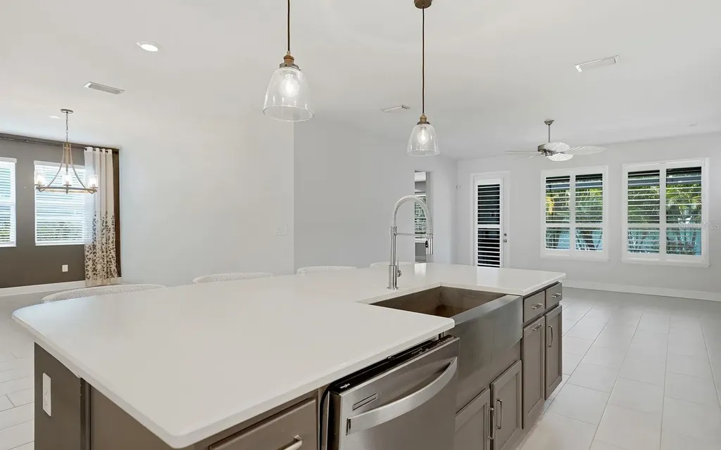 2535 Fireflag Lane Sarasota FL 34232