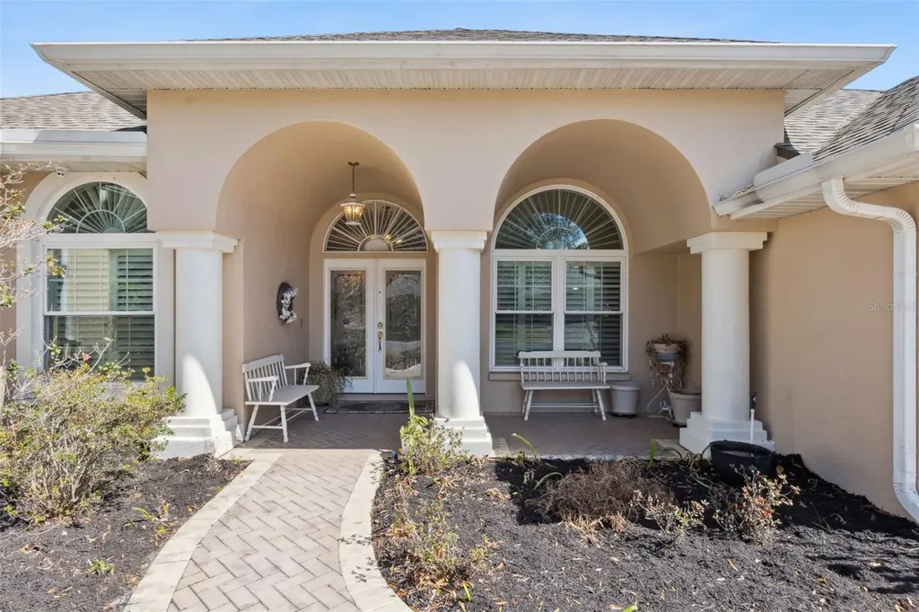 1500 Edgewater Drive Mount Dora FL 32757