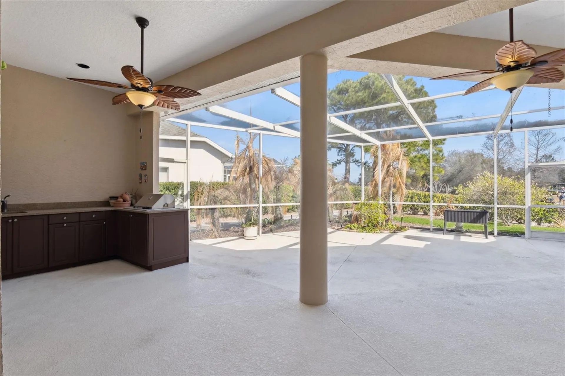 1500 Edgewater Drive Mount Dora FL 32757
