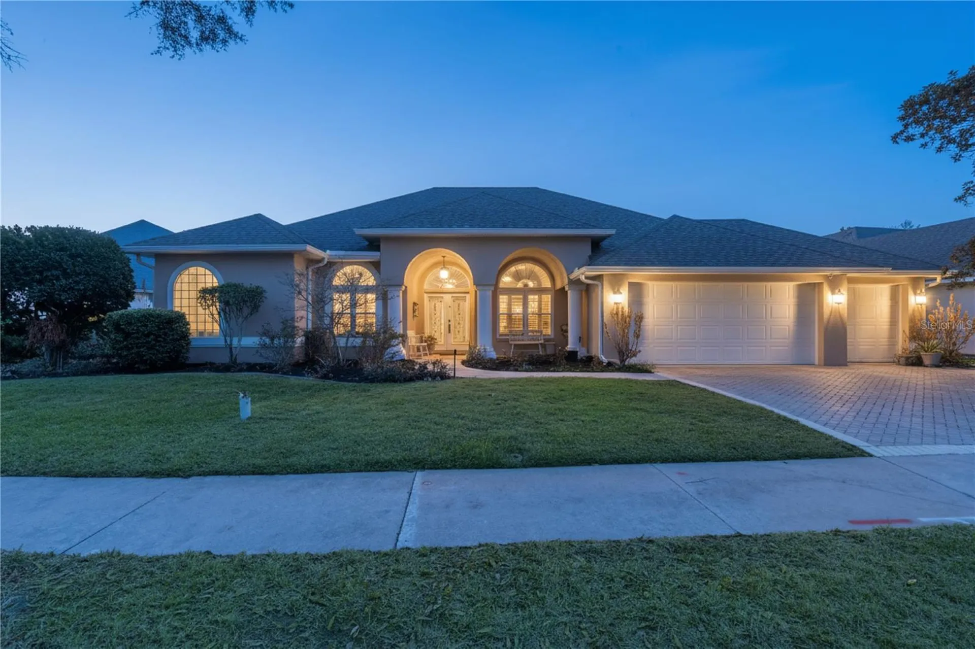 1500 Edgewater Drive Mount Dora FL 32757