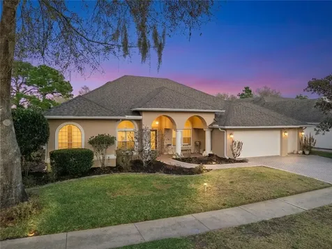 1500 Edgewater Drive Mount Dora FL 32757