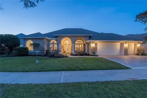 1500 Edgewater Drive Mount Dora FL 32757