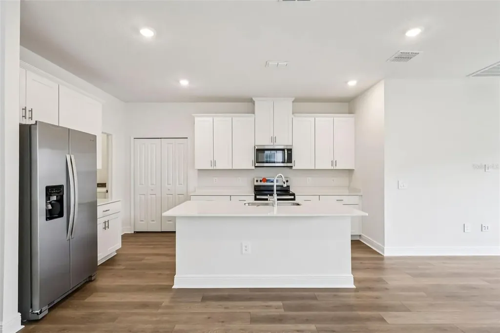 2277 Hen Road Minneola FL 34715