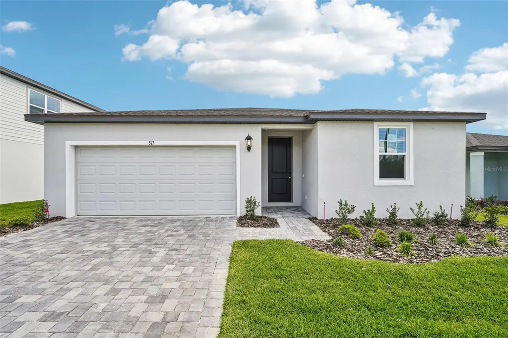 811 Sunshower Drive Lady Lake FL 32159