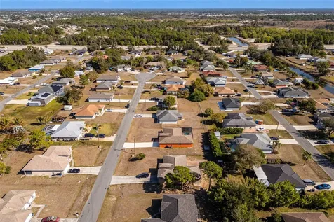 719 Zebu Place Fort Myers FL 33913