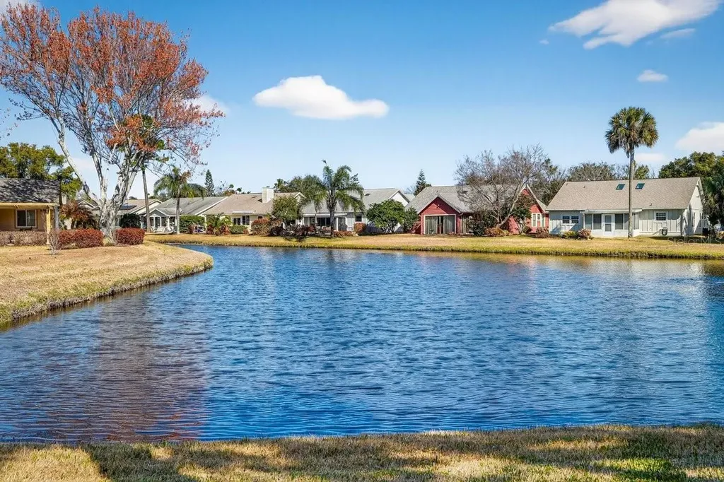 701 Pine Shores Circle New Smyrna Beach FL 32168