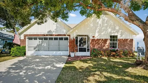701 Pine Shores Circle New Smyrna Beach FL 32168