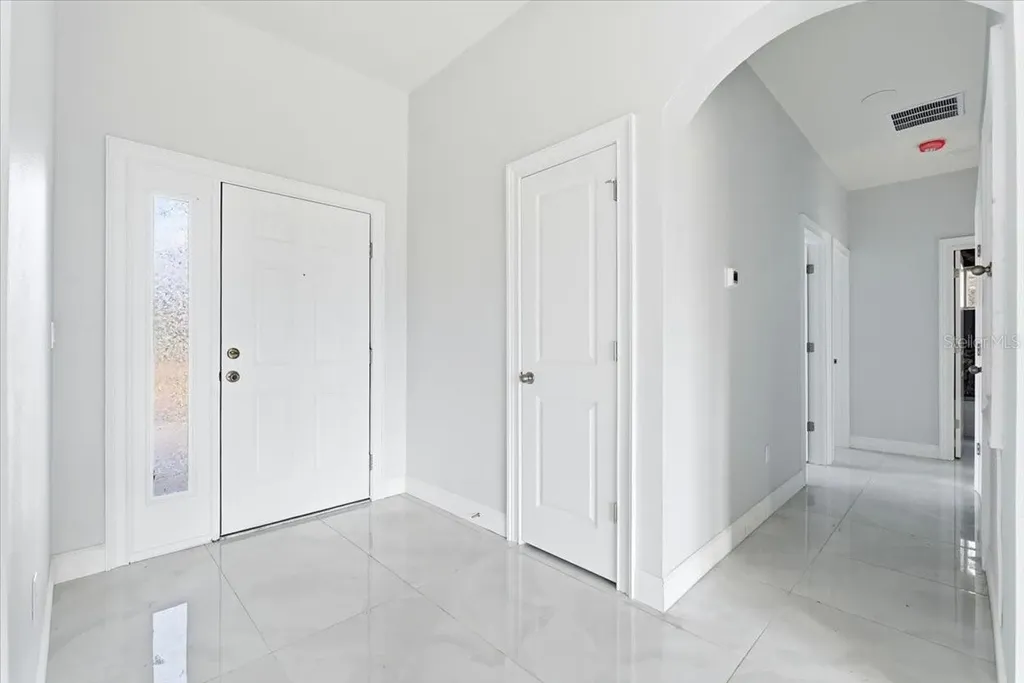 4271 Magnolia Drive Indian Lake Estates FL 33855