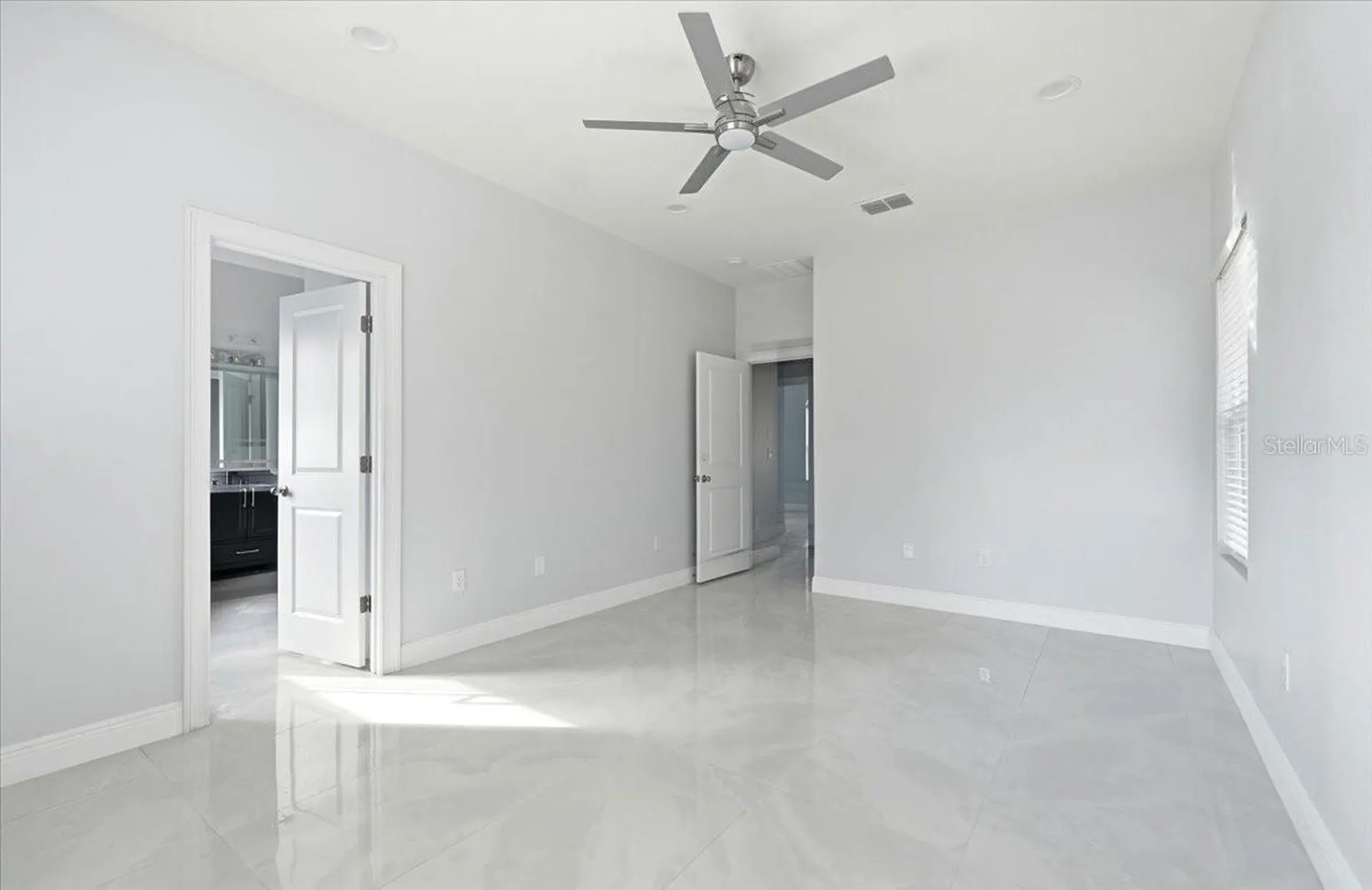 4271 Magnolia Drive Indian Lake Estates FL 33855