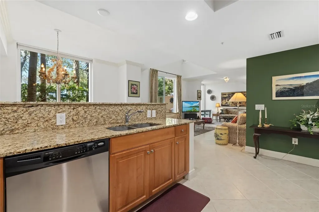 800 N Tamiami Trail Sarasota FL 34236