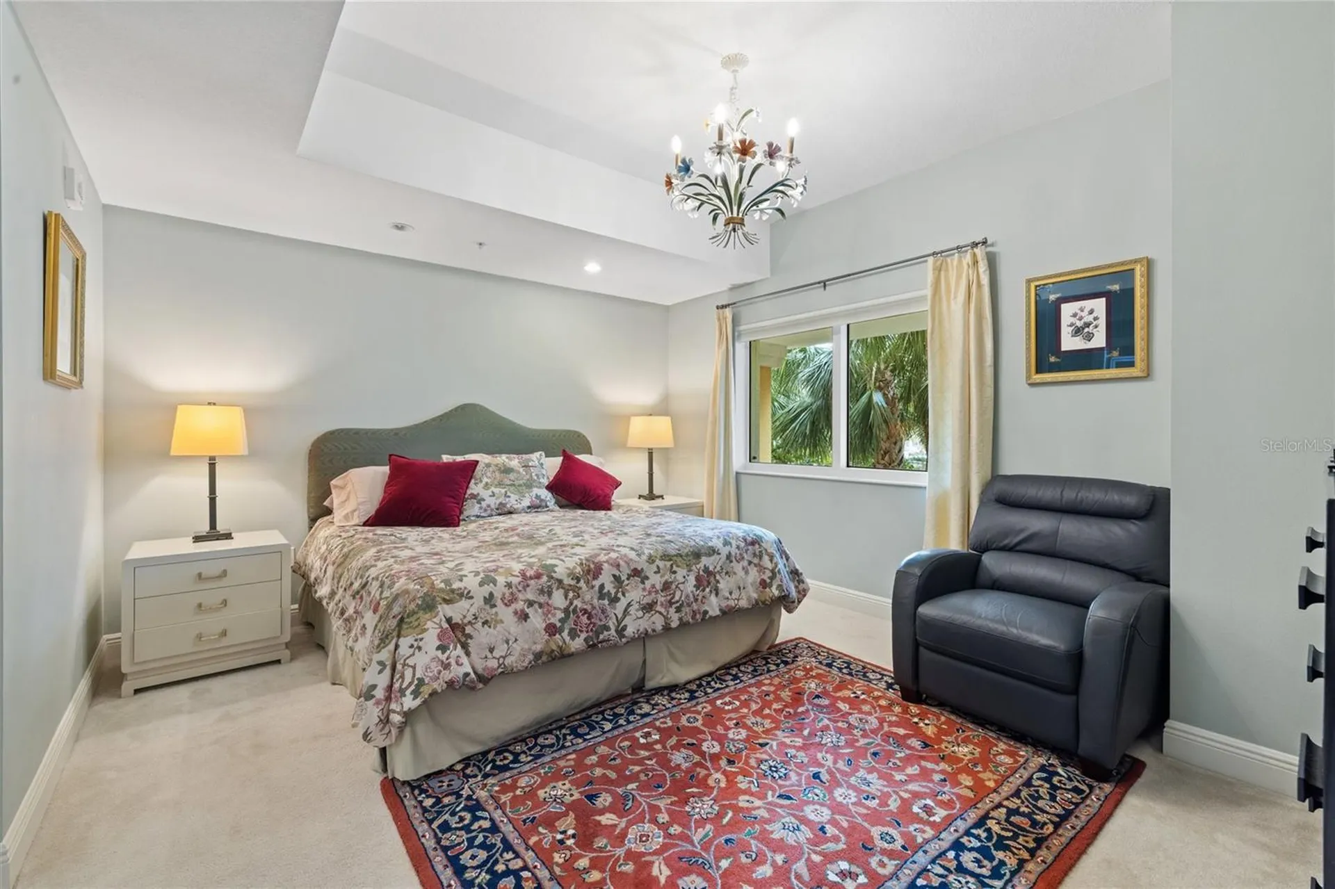 800 N Tamiami Trail Sarasota FL 34236