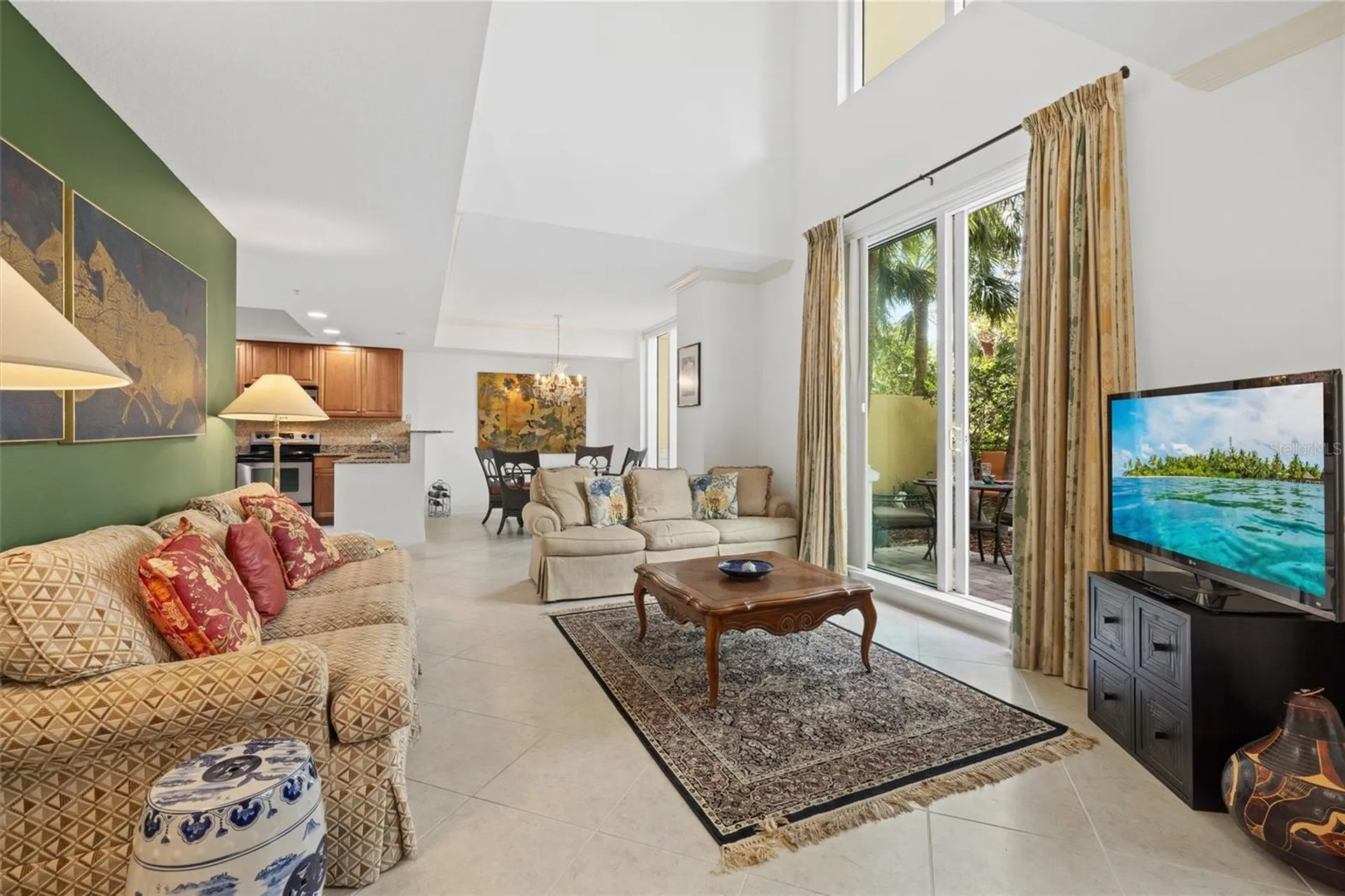 800 N Tamiami Trail Sarasota FL 34236