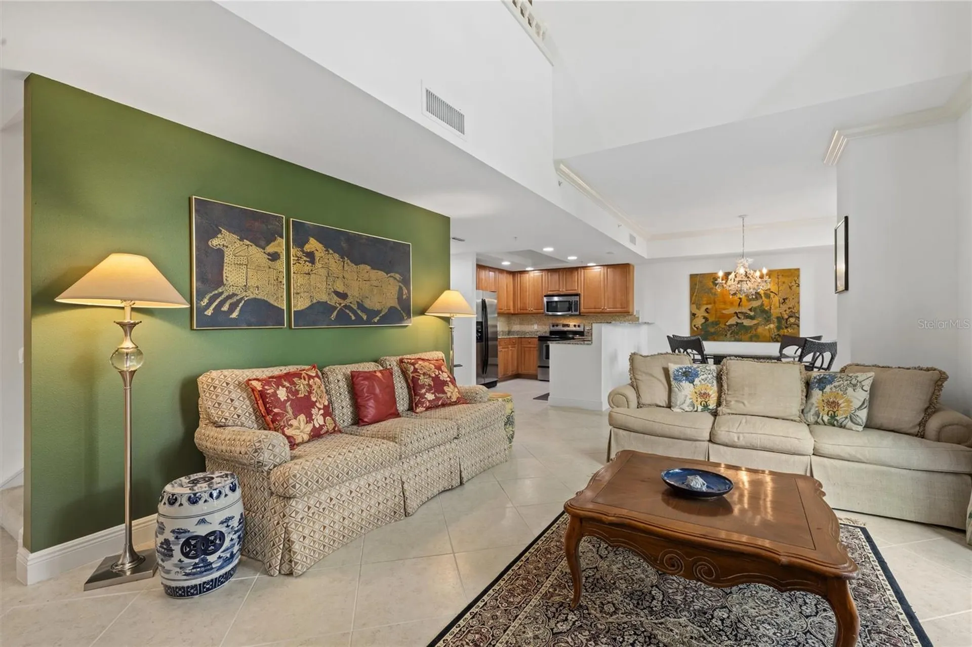 800 N Tamiami Trail Sarasota FL 34236