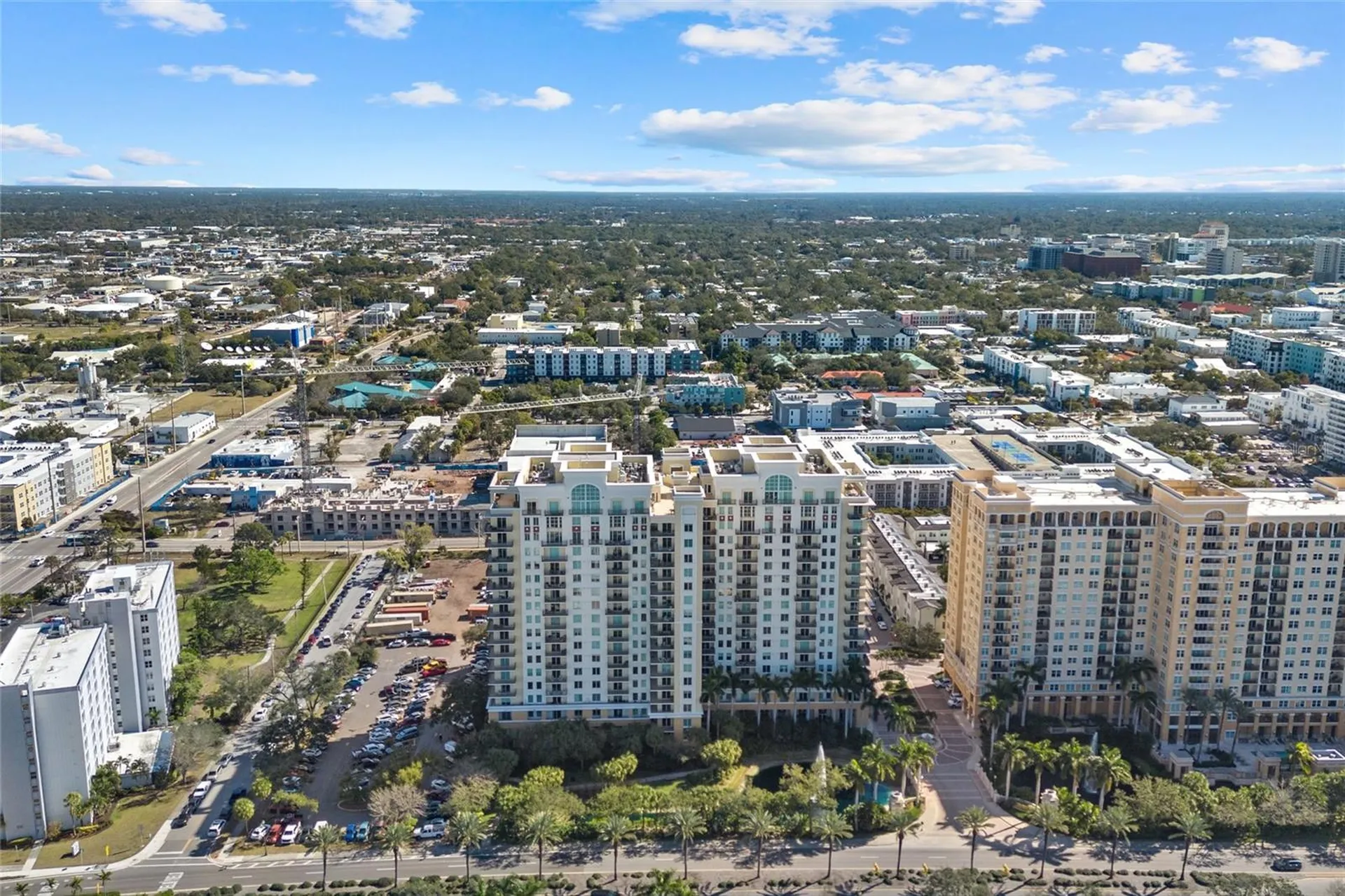 800 N Tamiami Trail Sarasota FL 34236