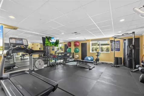 800 N Tamiami Trail Sarasota FL 34236