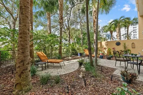 800 N Tamiami Trail Sarasota FL 34236