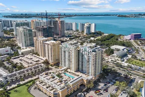 800 N Tamiami Trail Sarasota FL 34236