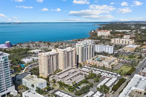 800 N Tamiami Trail Sarasota FL 34236