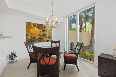 800 N Tamiami Trail Sarasota FL 34236
