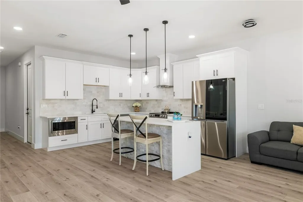 2608 W Saint Joseph Street Tampa FL 33607