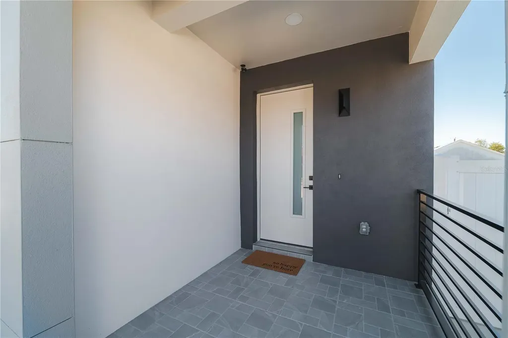 2608 W Saint Joseph Street Tampa FL 33607