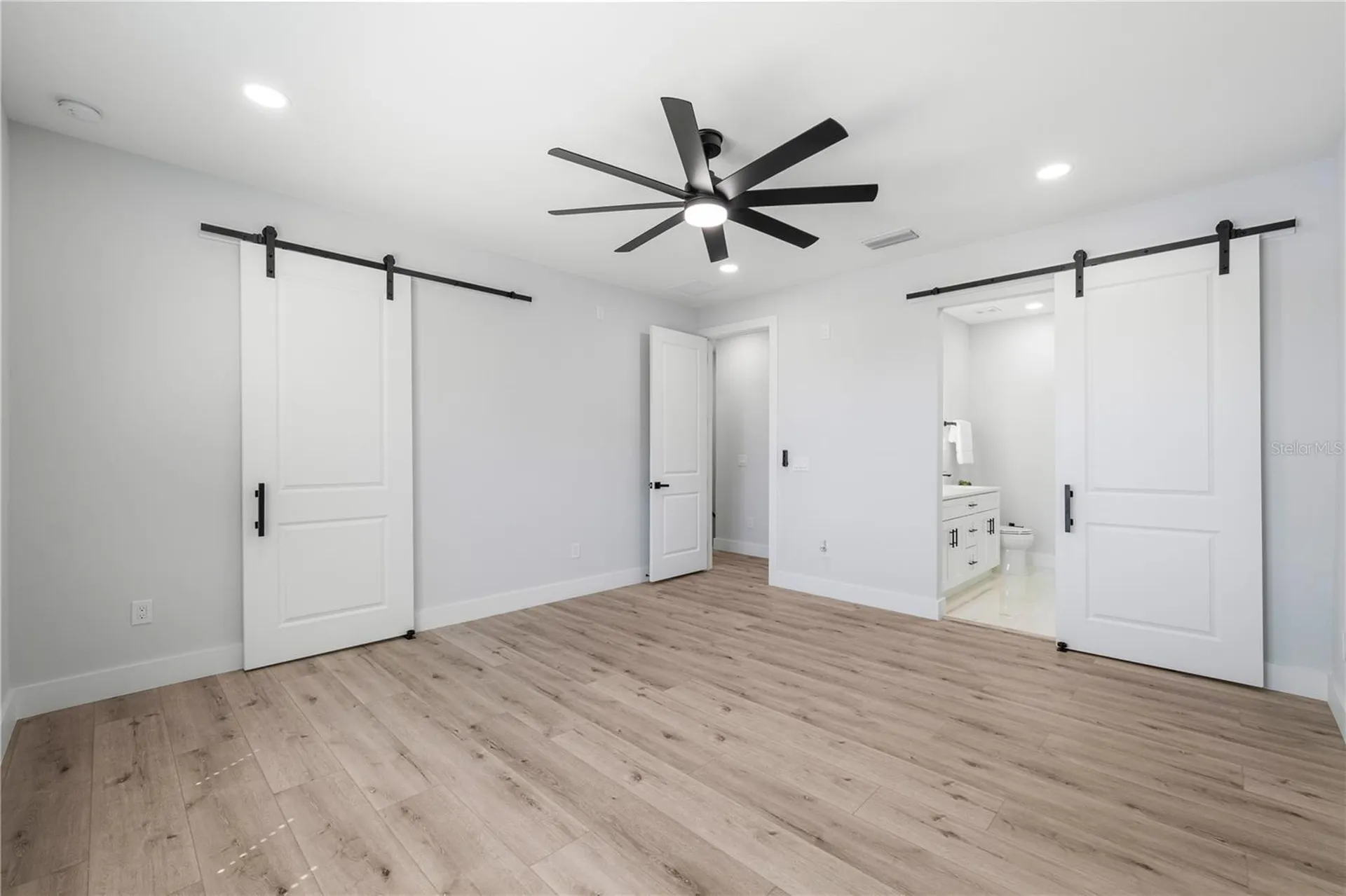 2608 W Saint Joseph Street Tampa FL 33607