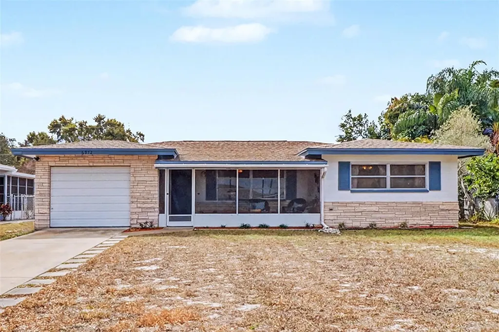 6972 41st Terrace N St Petersburg FL 33709