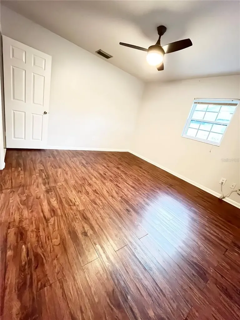 1708 Pond Lake Drive Tampa FL 33612