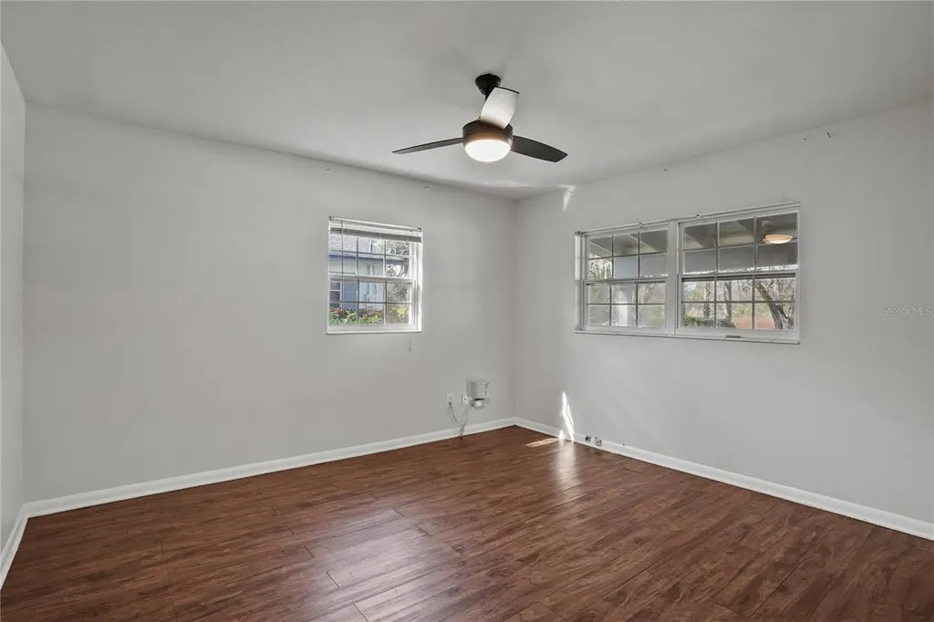 1708 Pond Lake Drive Tampa FL 33612