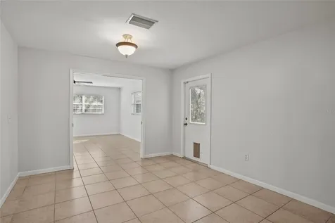 1708 Pond Lake Drive Tampa FL 33612
