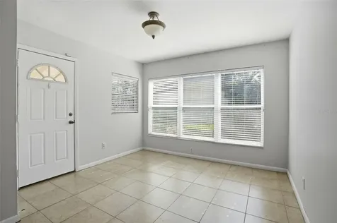 1708 Pond Lake Drive Tampa FL 33612