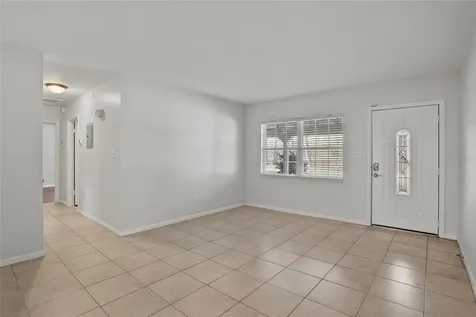 1708 Pond Lake Drive Tampa FL 33612
