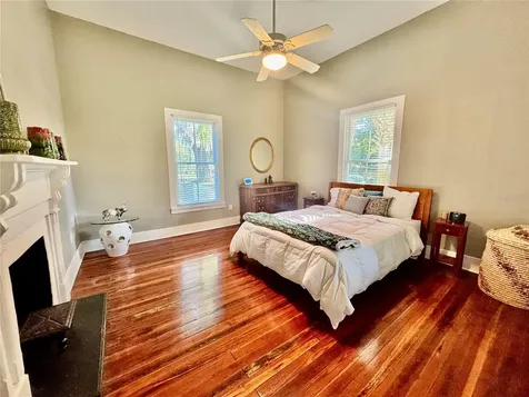 18708 NW 240th Street High Springs FL 32643