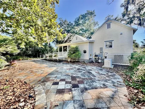 18708 NW 240th Street High Springs FL 32643