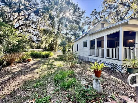 18708 NW 240th Street High Springs FL 32643