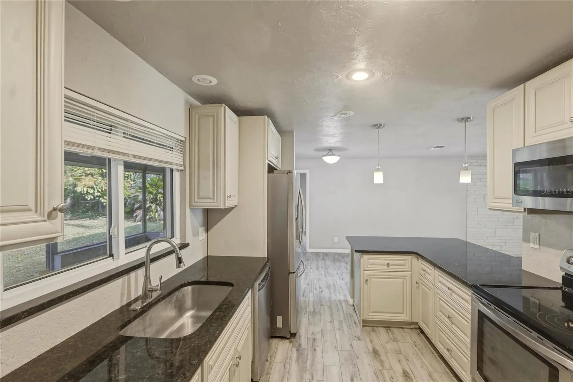 1125 Danny Drive Sarasota FL 34243
