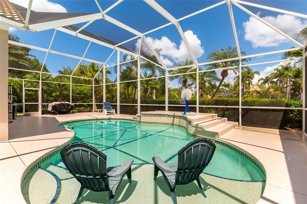 6615 Butlers Crest Drive Bradenton FL 34203
