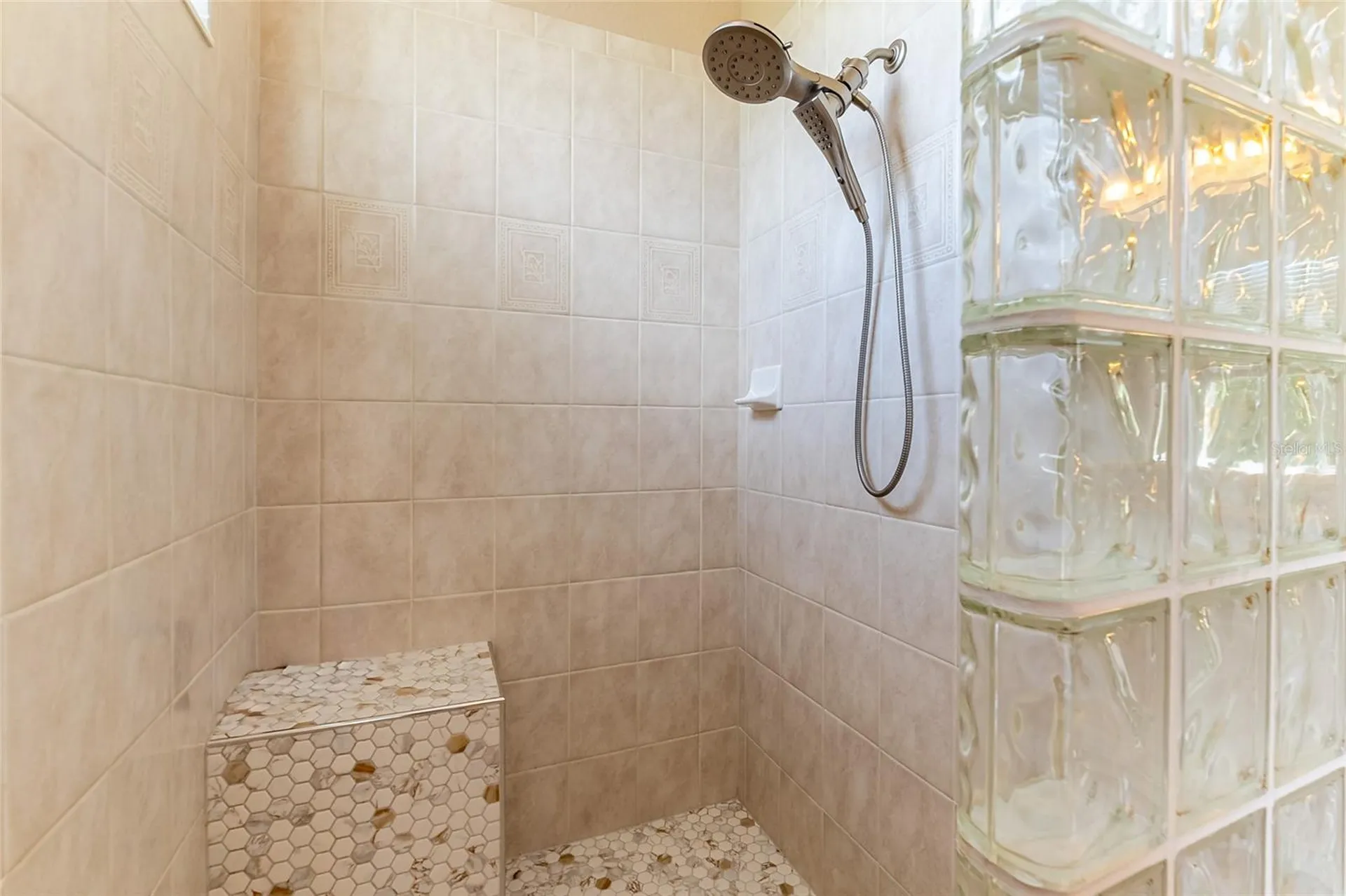 6615 Butlers Crest Drive Bradenton FL 34203