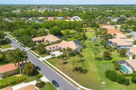 6615 Butlers Crest Drive Bradenton FL 34203