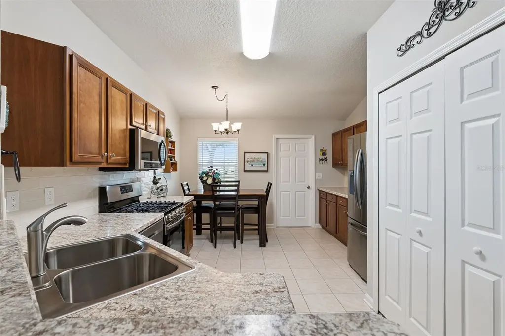 304 Stonington Way Deland FL 32724