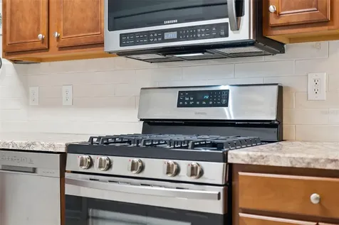 304 Stonington Way Deland FL 32724