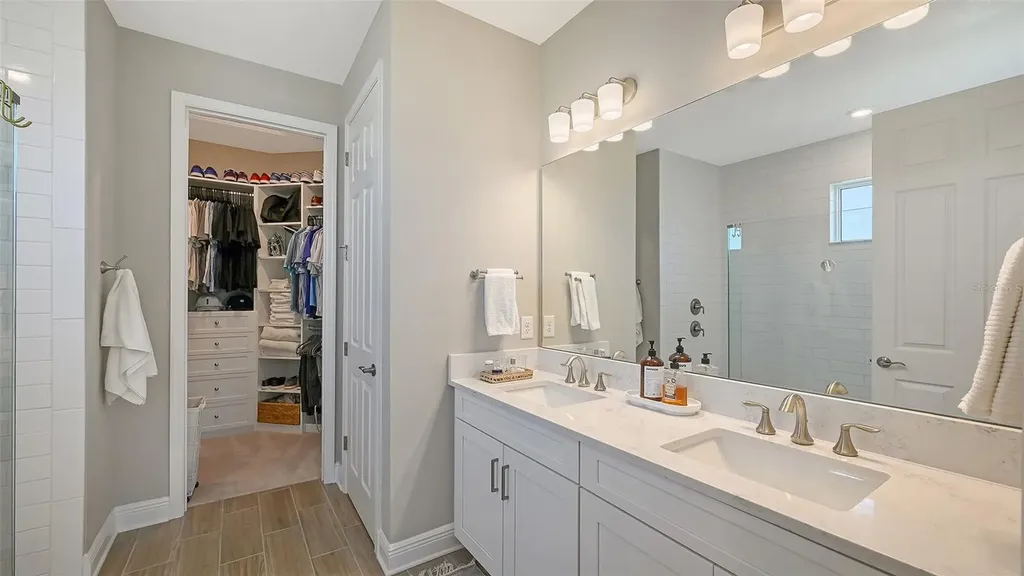 16711 Seraphic Trail Bradenton FL 34211