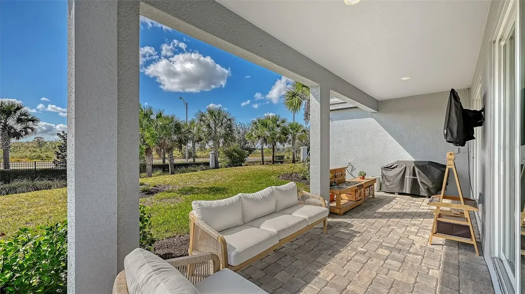 16711 Seraphic Trail Bradenton FL 34211
