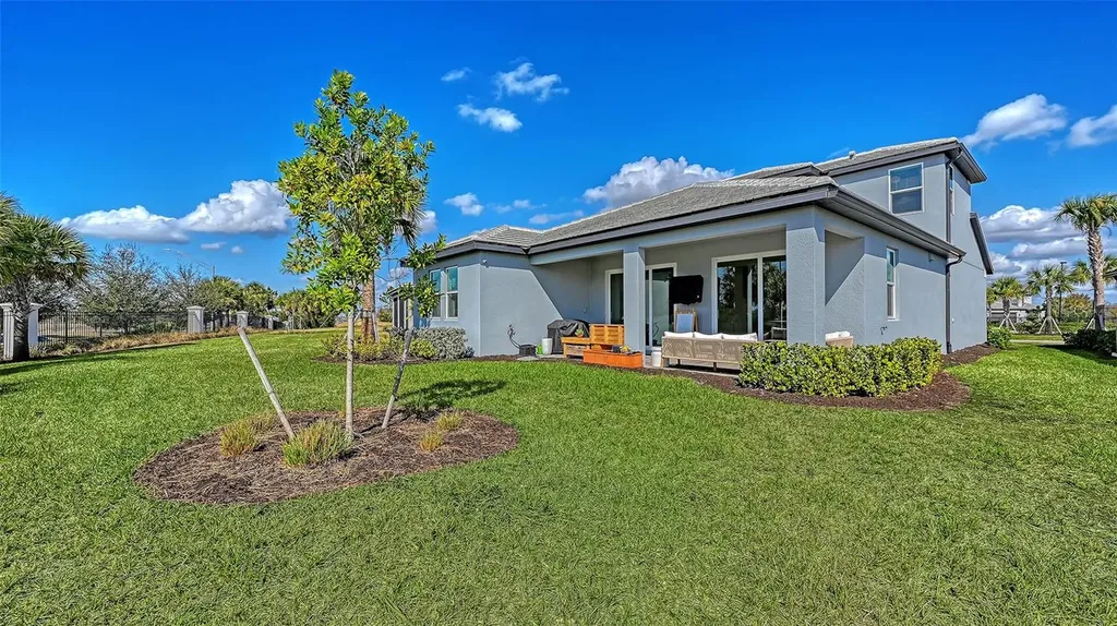 16711 Seraphic Trail Bradenton FL 34211