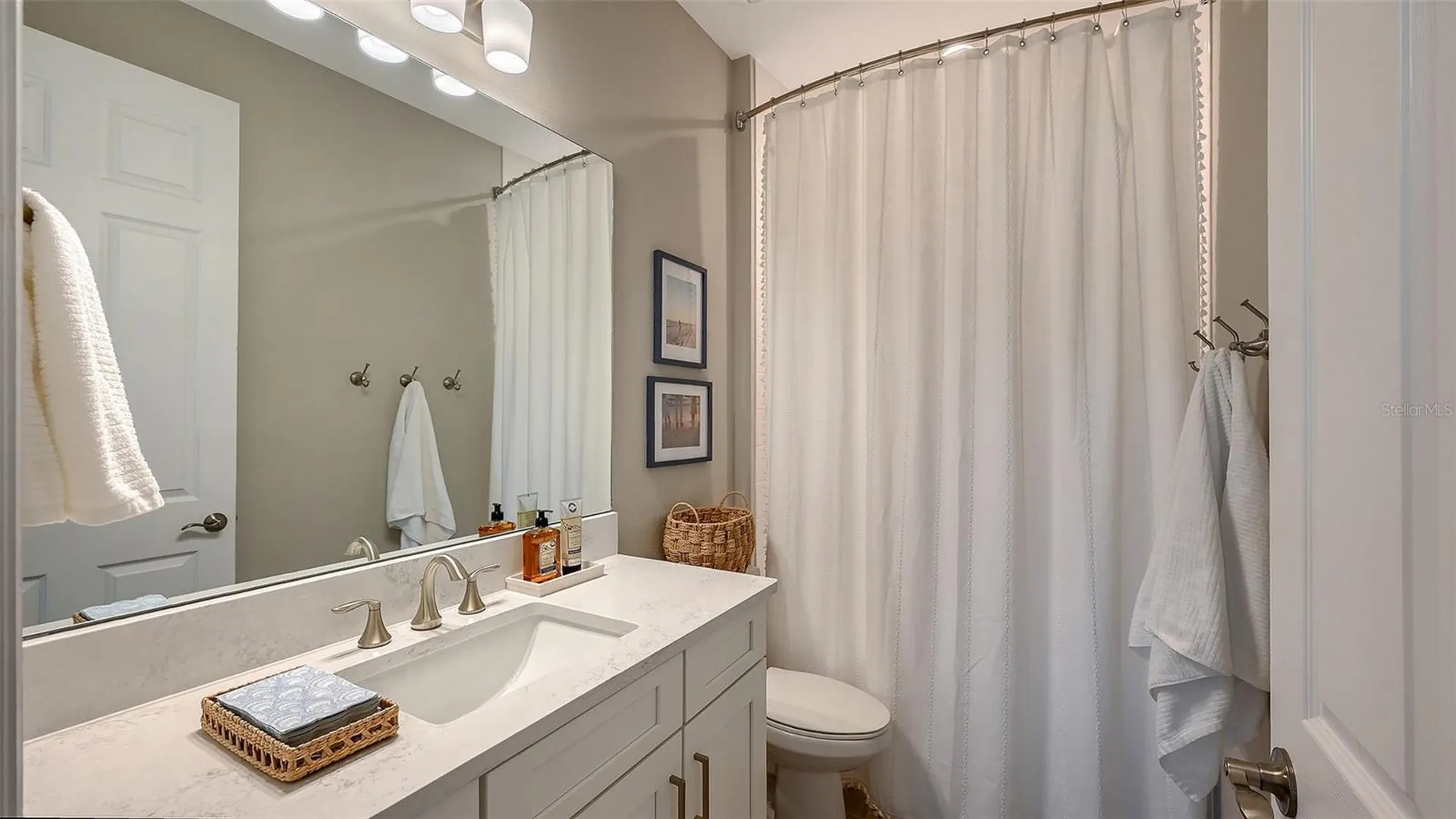 16711 Seraphic Trail Bradenton FL 34211