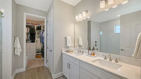 16711 Seraphic Trail Bradenton FL 34211