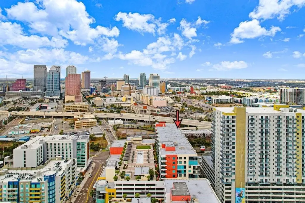 1120 E Kennedy Boulevard Tampa FL 33602