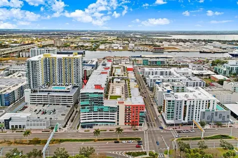 1120 E Kennedy Boulevard Tampa FL 33602