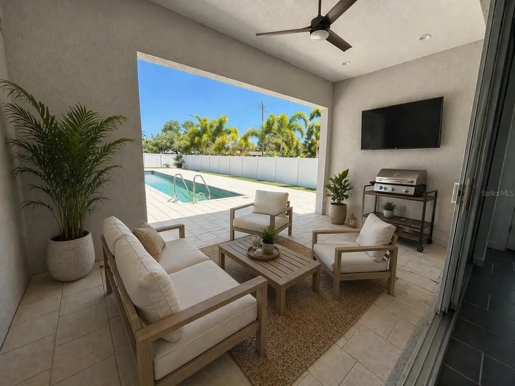 4524 Riverwood Avenue Sarasota FL 34231